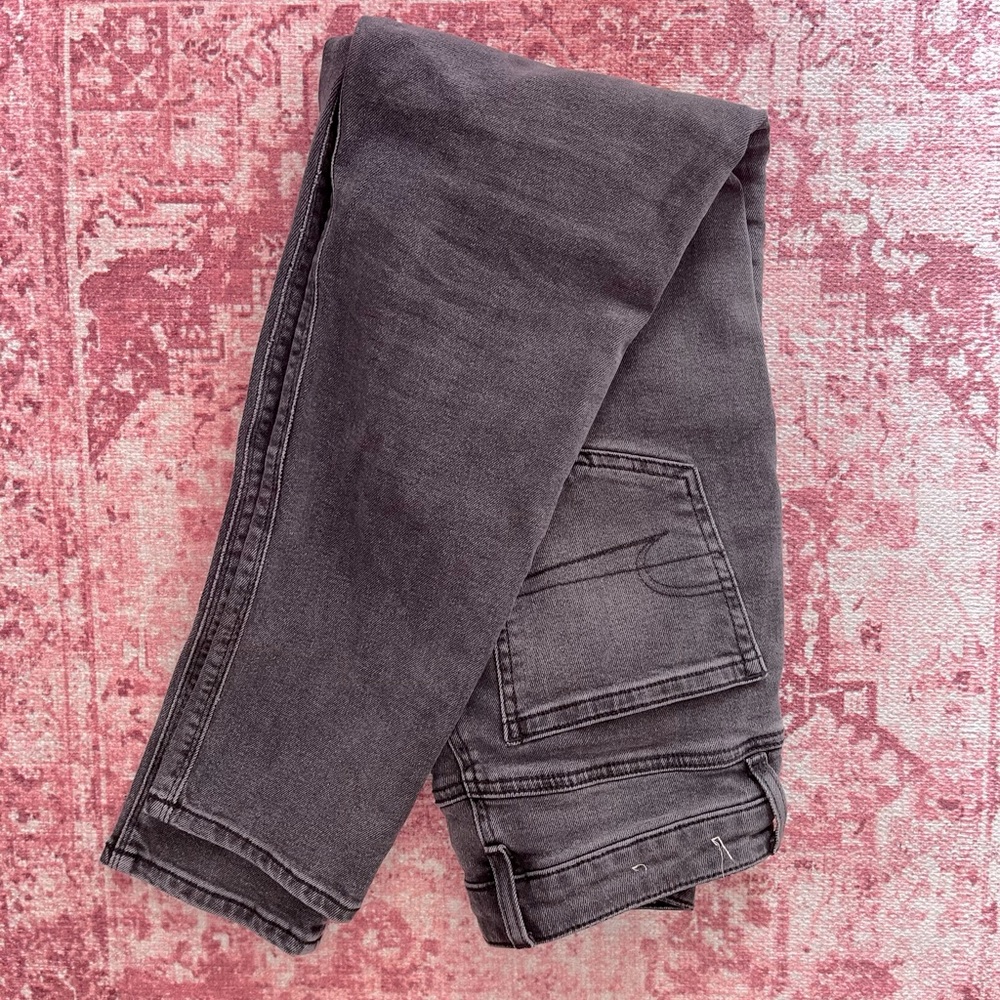 american eagle high waisted black jeans size 2